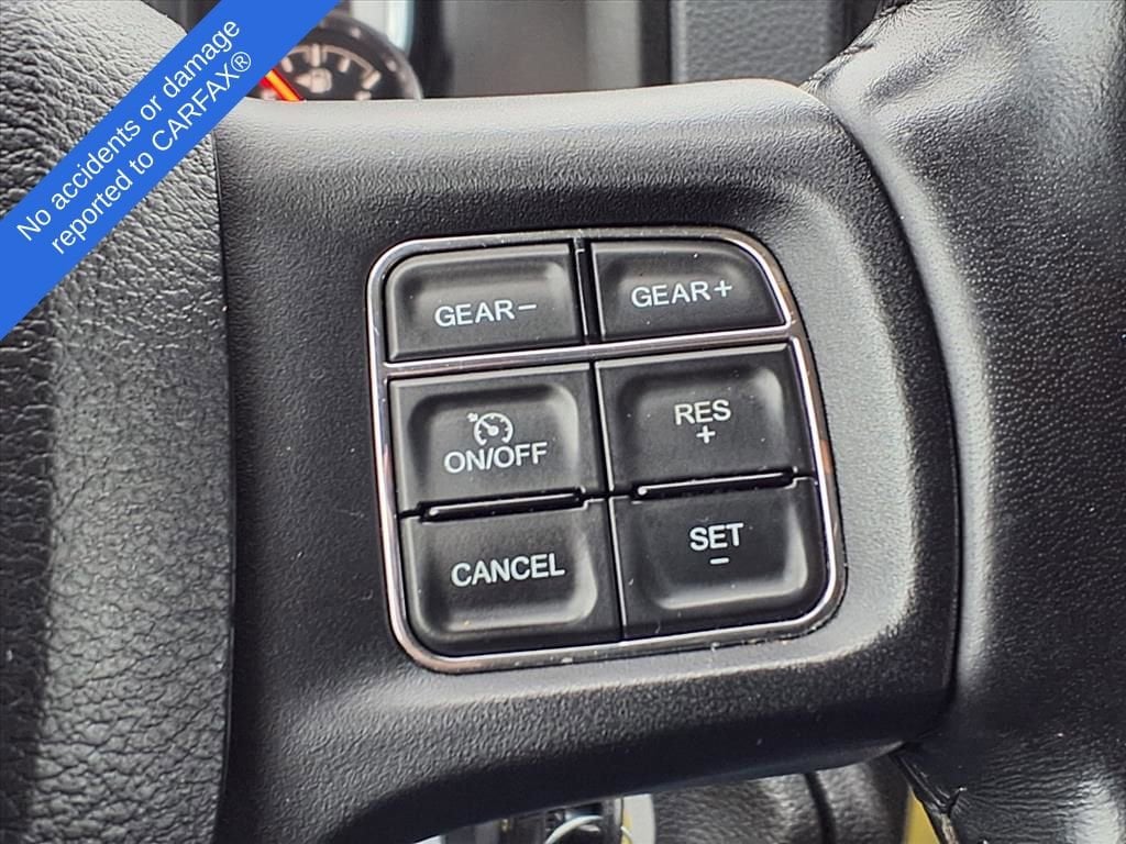 Thumbnail: 2020 RAM 1500 Classic - 25