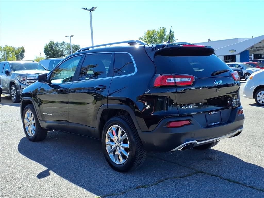 Thumbnail: 2017 Jeep Cherokee - 7