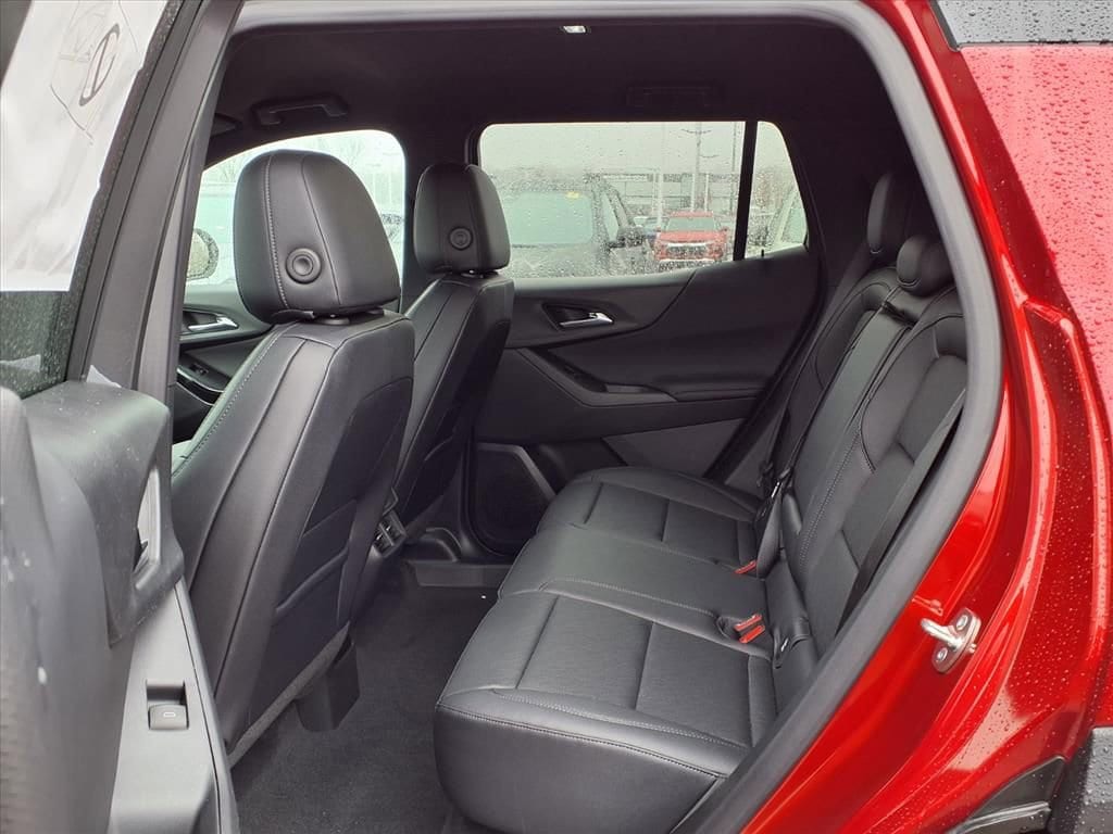 Thumbnail: 2026 Chevrolet Equinox - 9