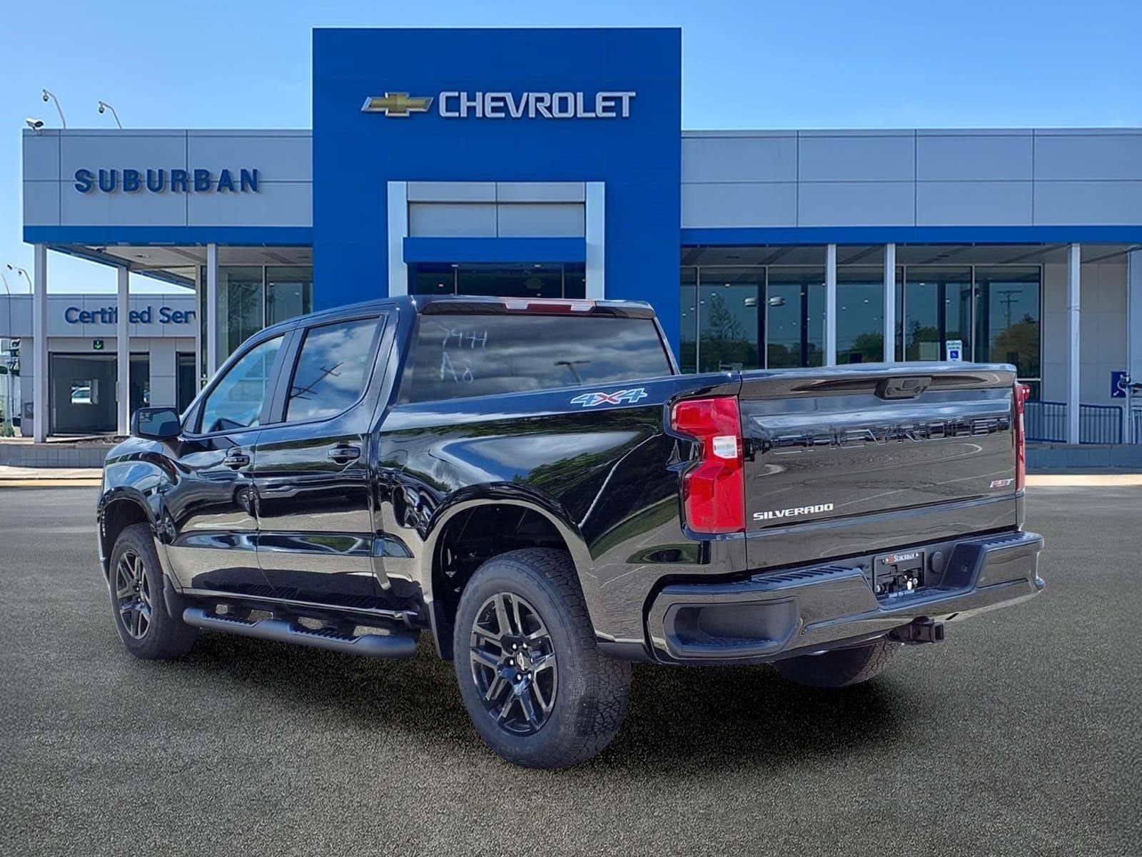 Thumbnail: 2026 Chevrolet Silverado 1500 - 6