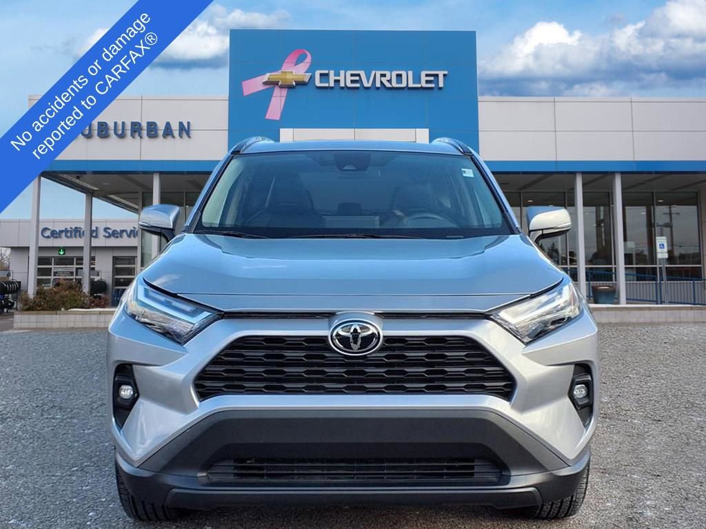 2022 Toyota RAV4 XLE Premium photo 2