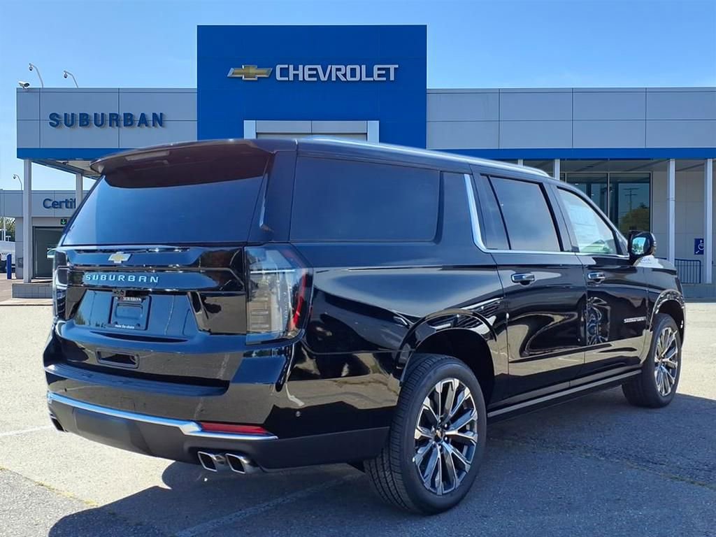 2026 Chevrolet Suburban High Country photo 2