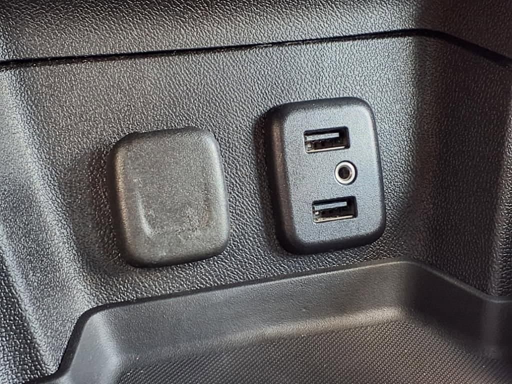 Thumbnail: 2017 Chevrolet Volt - 26
