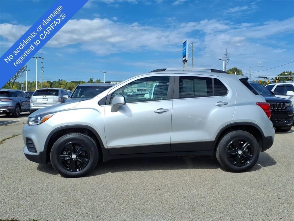 Thumbnail: 2020 Chevrolet Trax - 9