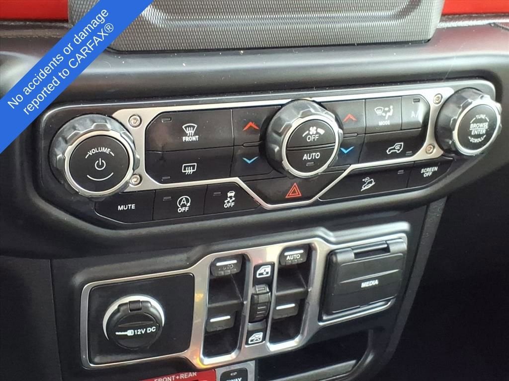 Thumbnail: 2019 Jeep Wrangler - 22