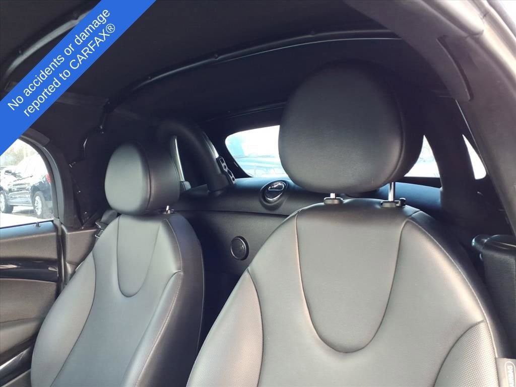 Thumbnail: 2012 MINI Cooper Roadster - 14