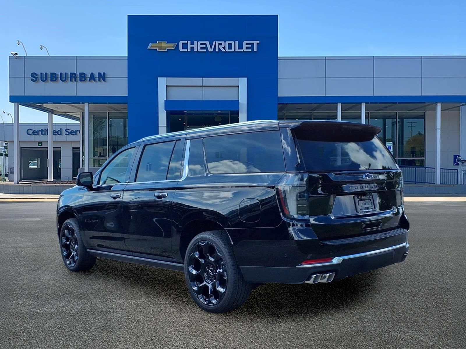 Thumbnail: 2026 Chevrolet Suburban - 6