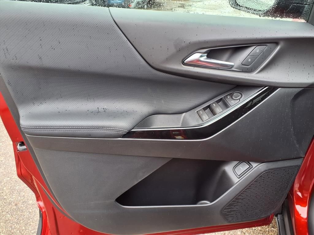 Thumbnail: 2026 Chevrolet Equinox - 12