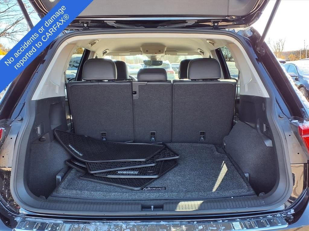 Thumbnail: 2022 Volkswagen Tiguan - 10