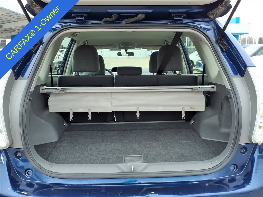 Thumbnail: 2014 Toyota Prius v - 12