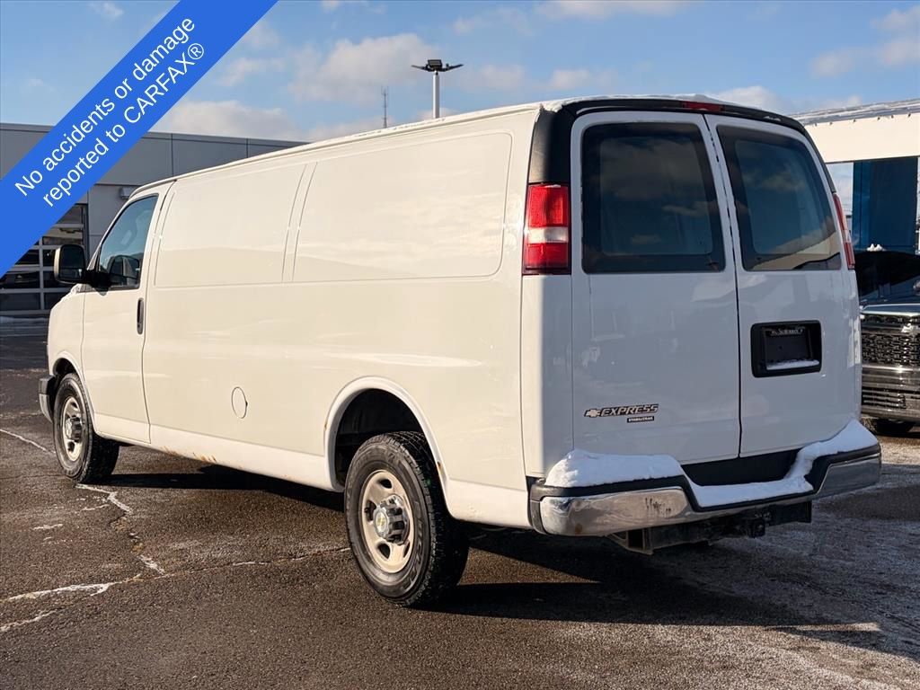 Thumbnail: 2016 Chevrolet Express - 8
