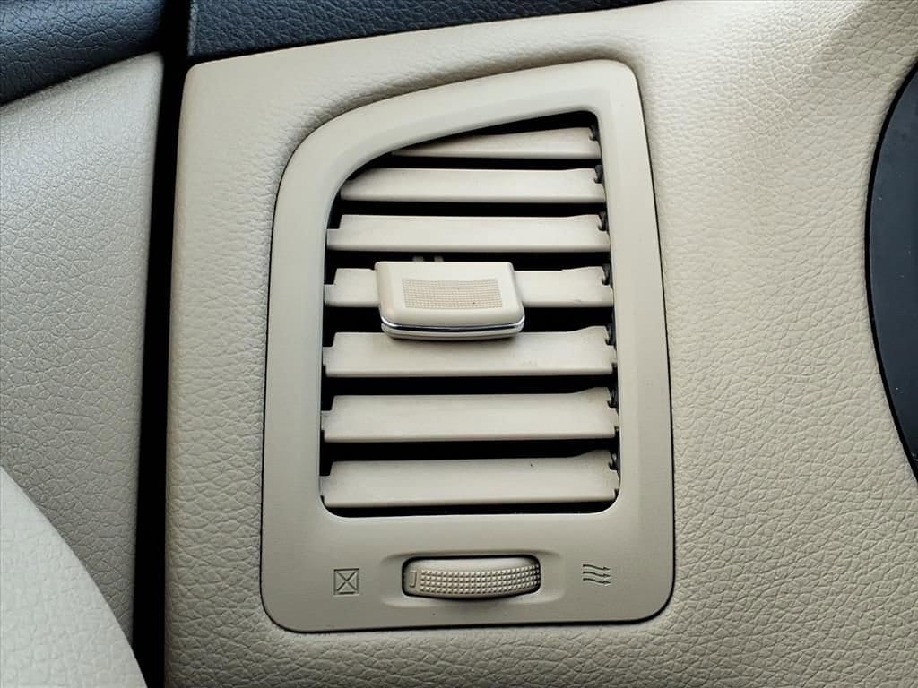 Thumbnail: 2013 Nissan Altima - 27