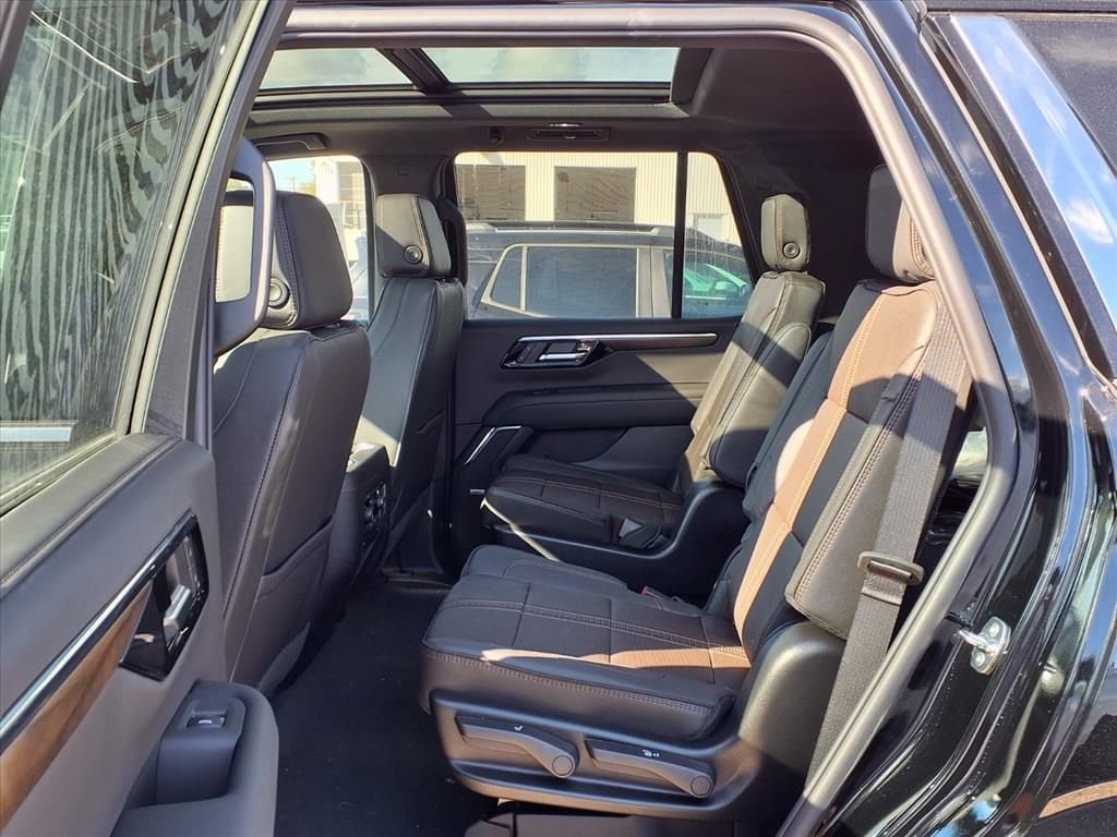 Thumbnail: 2026 Chevrolet Tahoe - 8