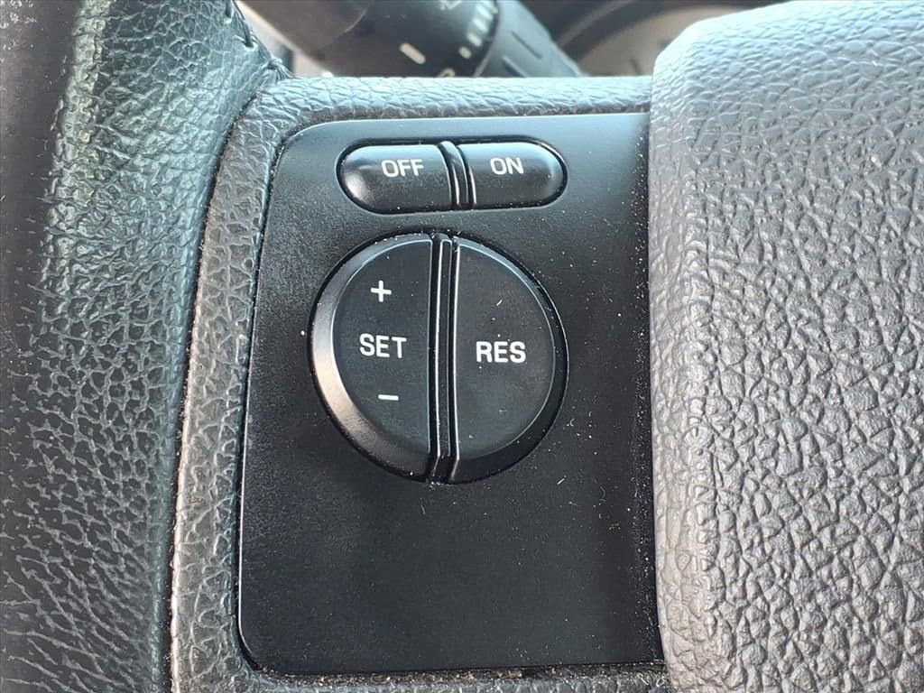 Thumbnail: 2010 Ford Explorer - 21