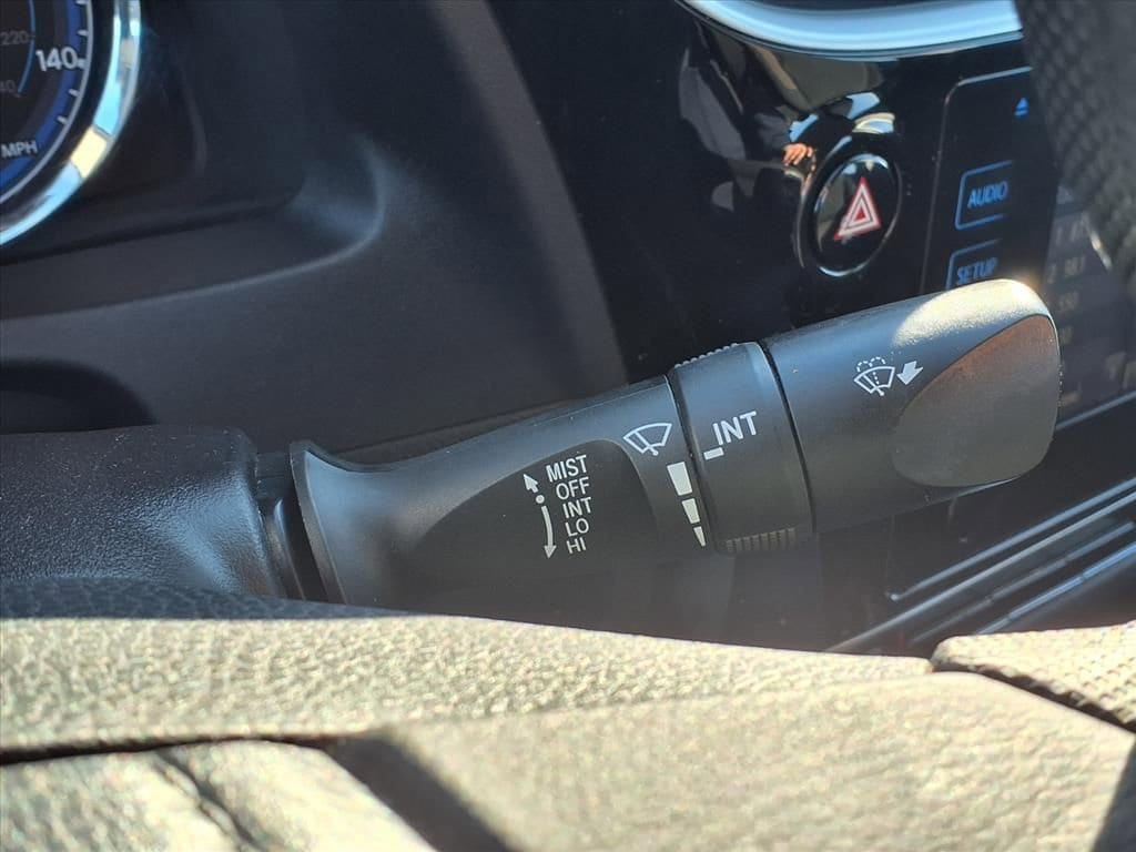 Thumbnail: 2019 Toyota Corolla - 19