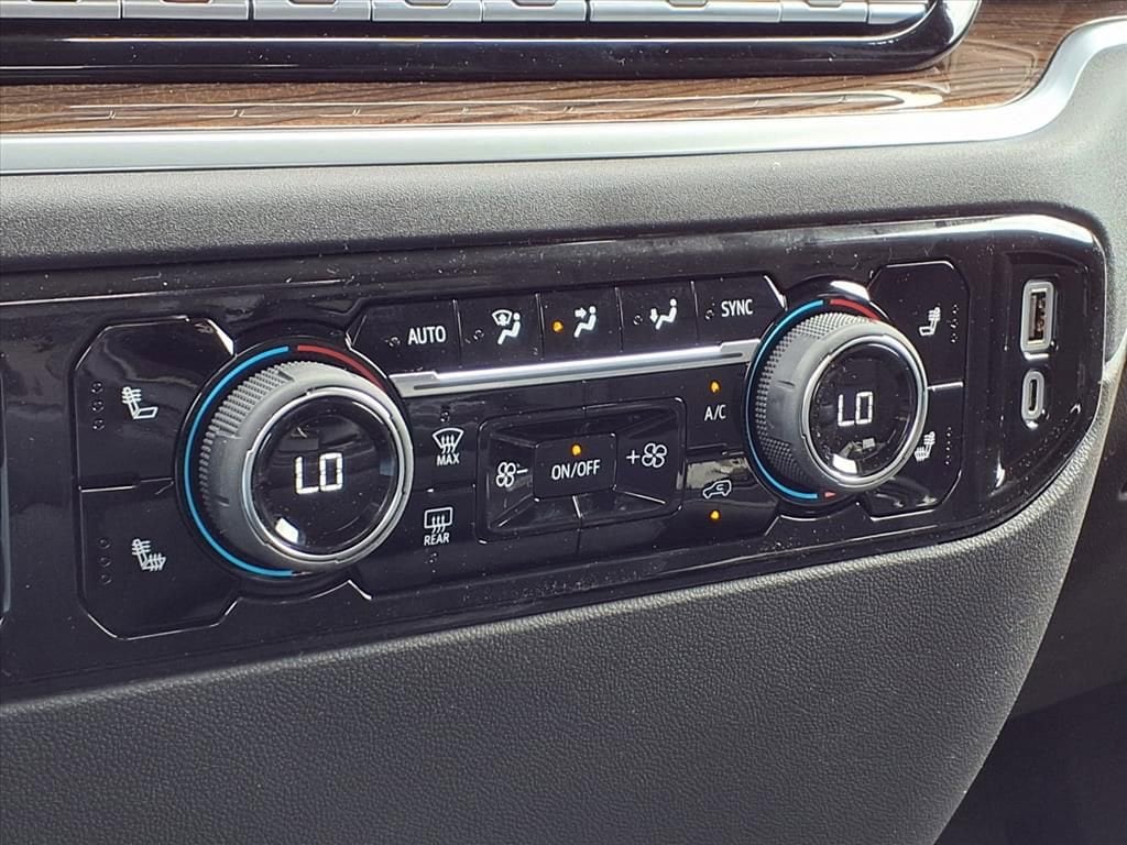 Thumbnail: 2026 Chevrolet Silverado 1500 - 18