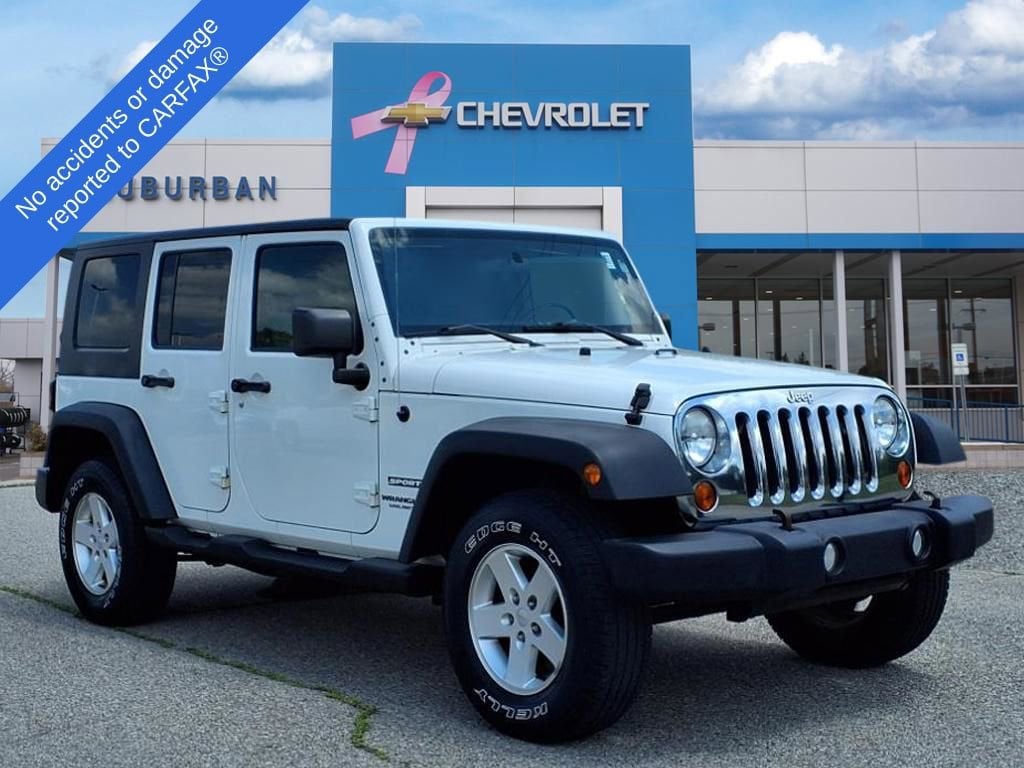 Thumbnail: 2010 Jeep Wrangler - 3