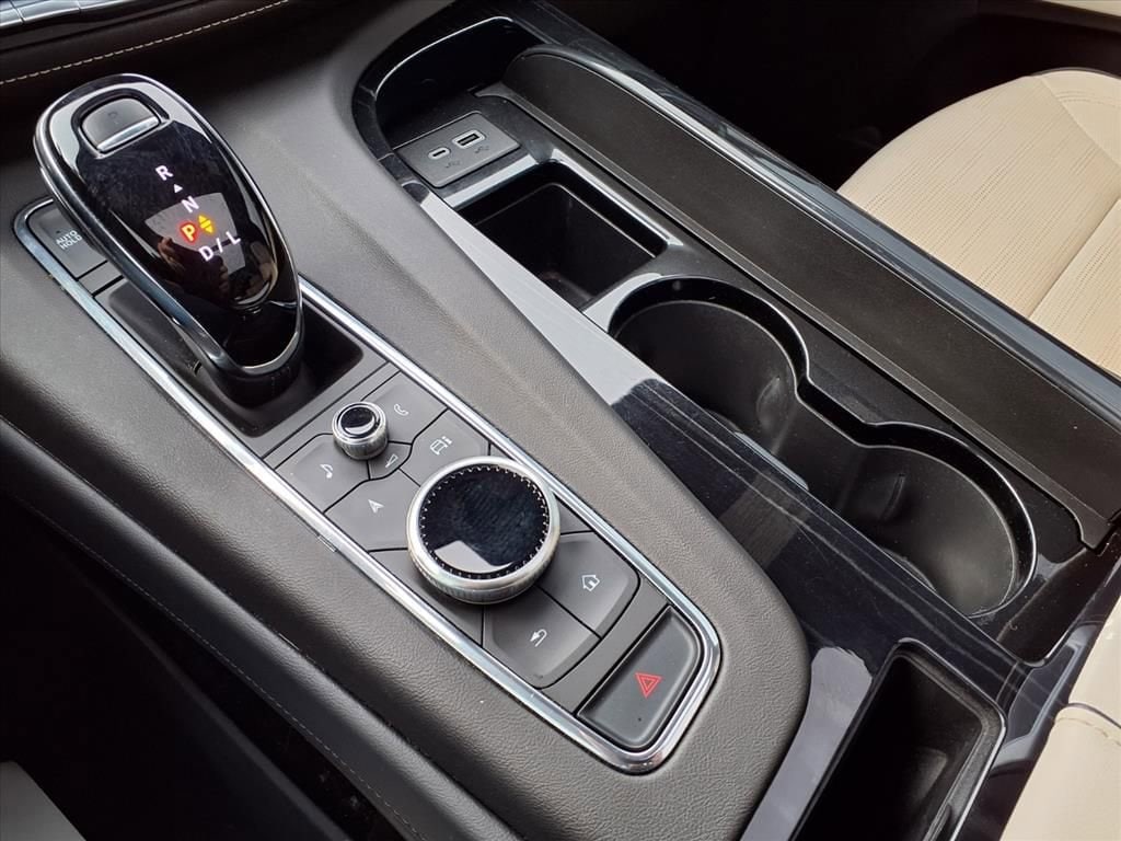 Thumbnail: 2024 Cadillac Escalade - 25