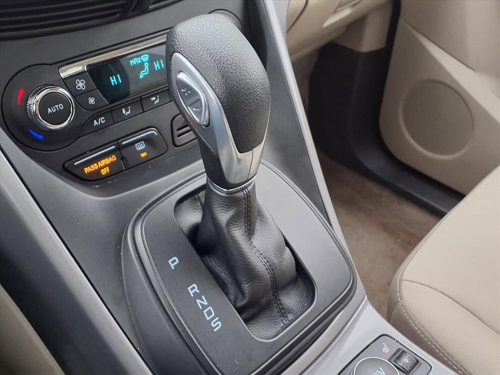 Thumbnail: 2016 Ford Escape - 24