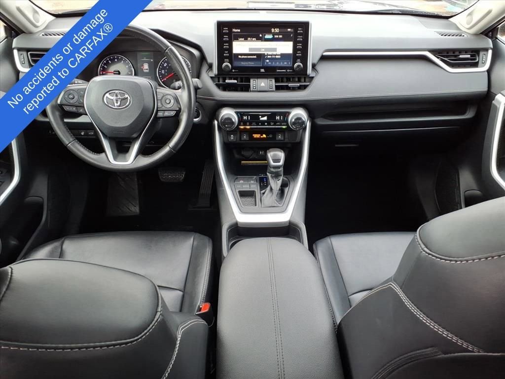 Thumbnail: 2019 Toyota RAV4 - 14