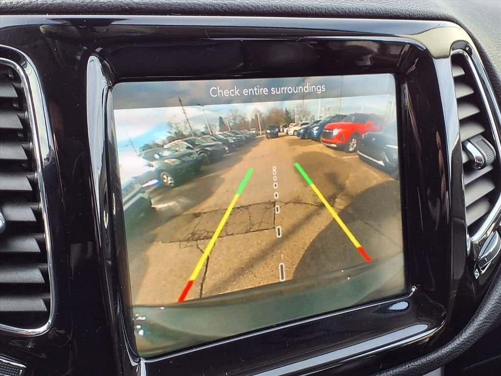 Thumbnail: 2018 Jeep Compass - 22