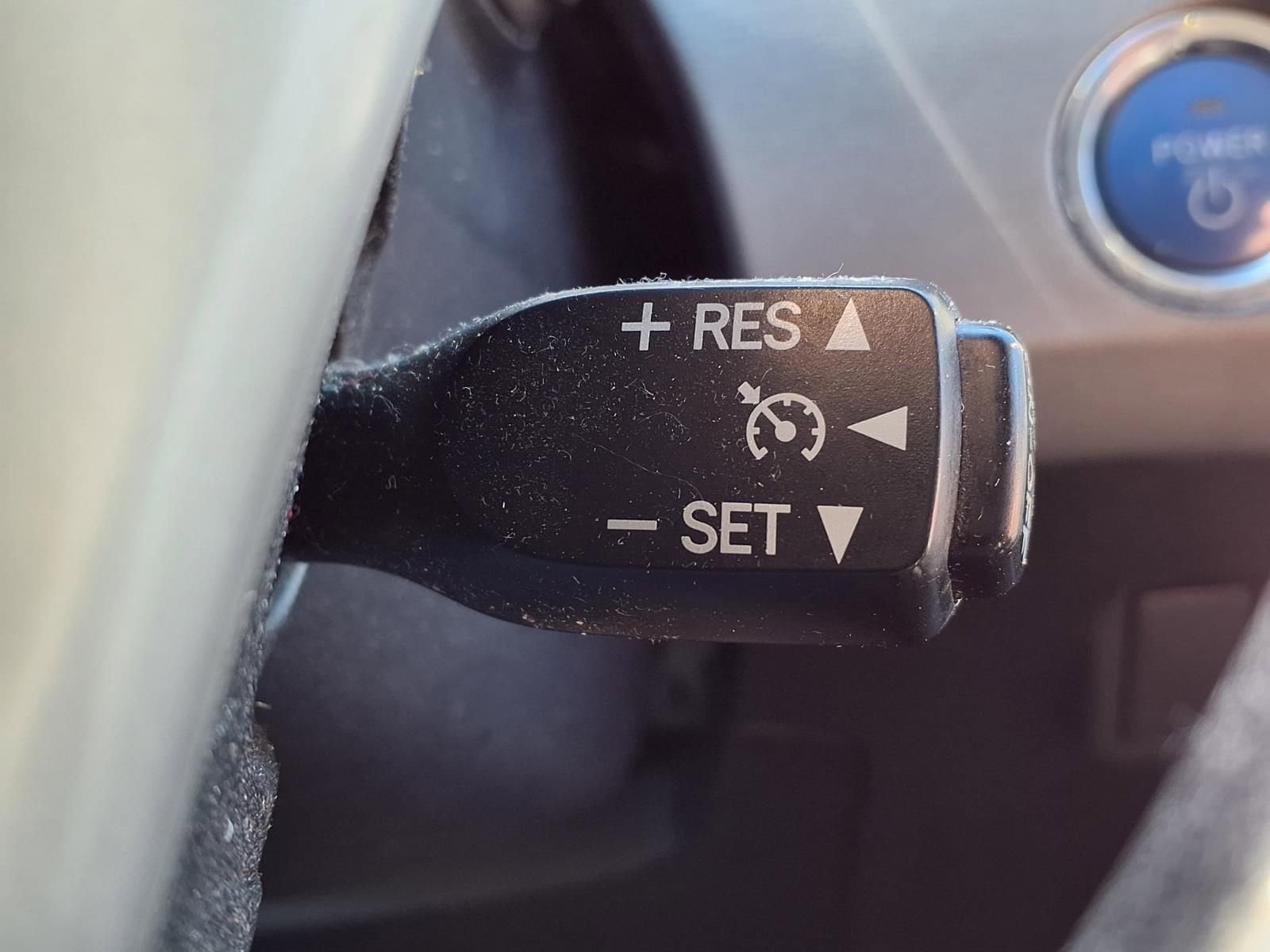 Thumbnail: 2013 Toyota Prius - 28