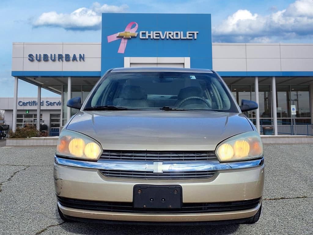 Used 2004 Chevrolet Malibu Base with VIN 1G1ZS52F14F140201 for sale in Ann Arbor, MI