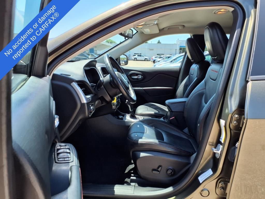 Thumbnail: 2014 Jeep Cherokee - 18