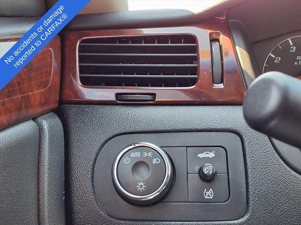 Thumbnail: 2009 Chevrolet Impala - 29