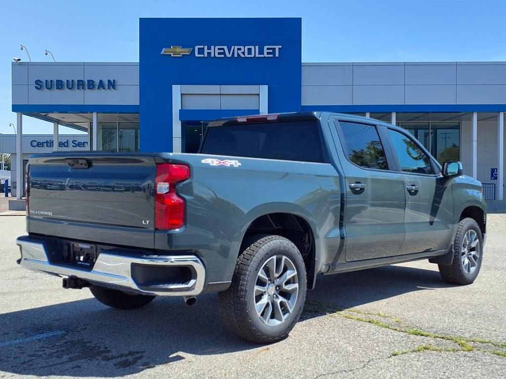 2026 Chevrolet Silverado 1500 LT photo 4