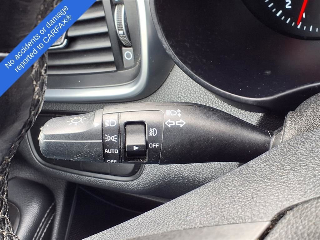 Thumbnail: 2016 Kia Sorento - 22