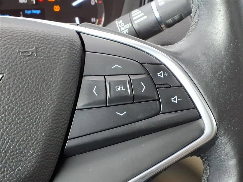 Thumbnail: 2017 Cadillac XT5 - 23