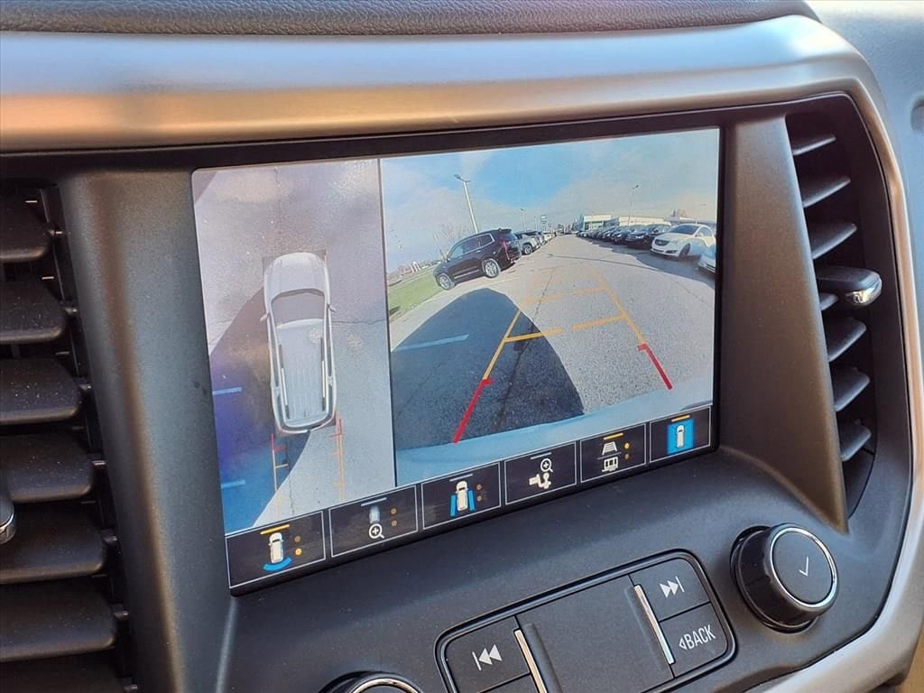 Thumbnail: 2021 GMC Acadia - 25