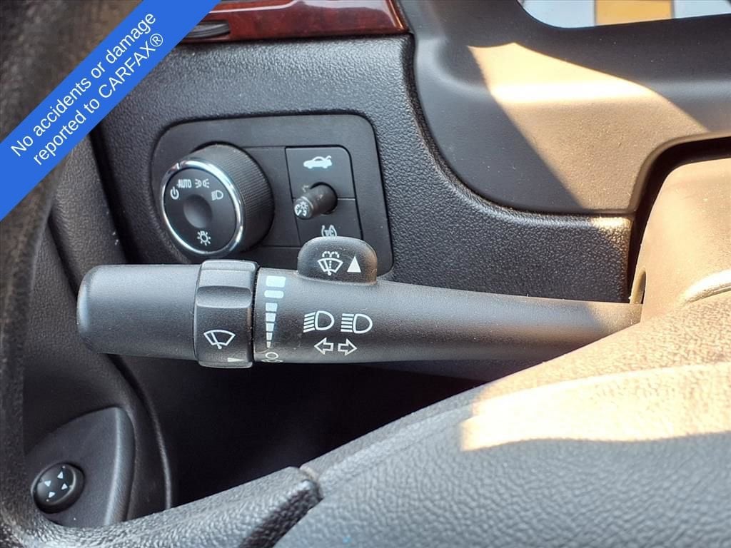 Thumbnail: 2009 Chevrolet Impala - 22