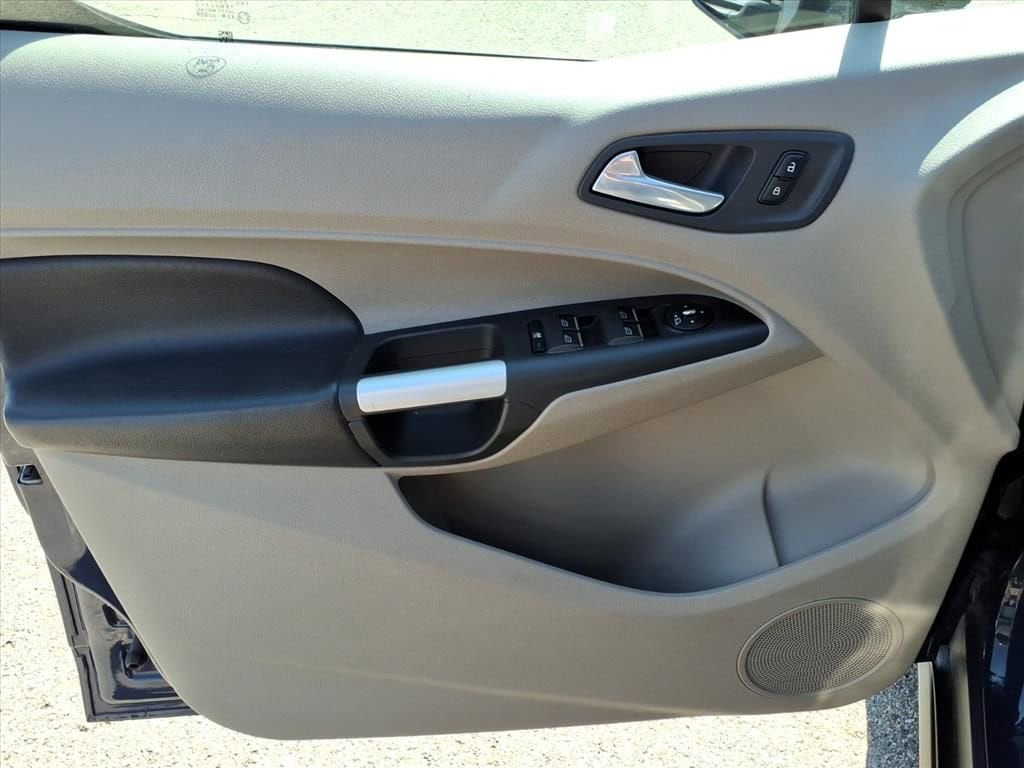 Thumbnail: 2014 Ford Transit Series - 14