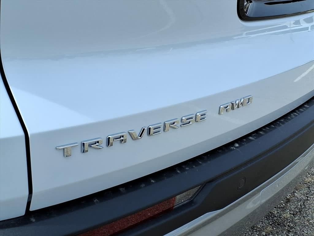 Thumbnail: 2026 Chevrolet Traverse - 8