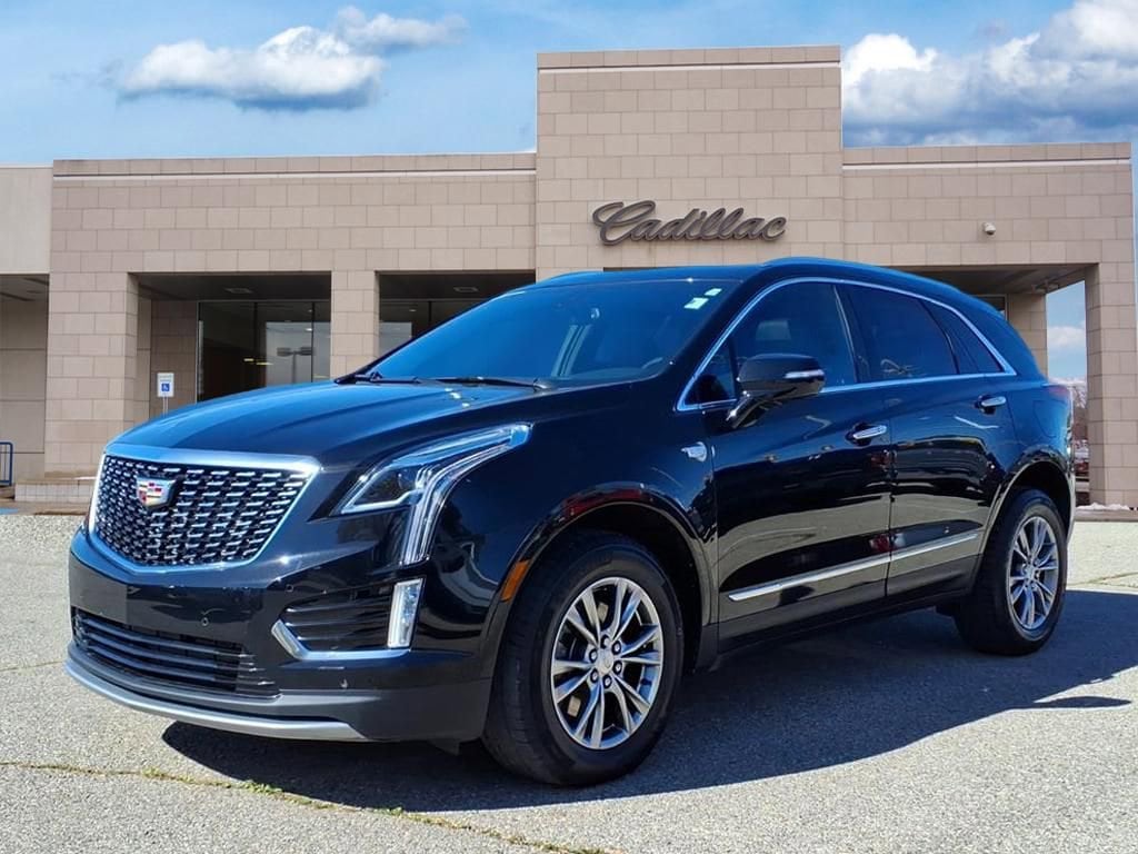Thumbnail: 2023 Cadillac XT5 - 1