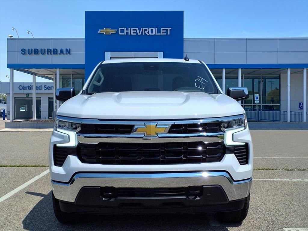 2025 Chevrolet Silverado 1500 LT photo 2