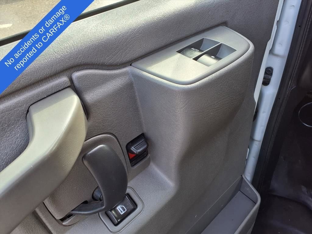 Thumbnail: 2018 Chevrolet Express - 15