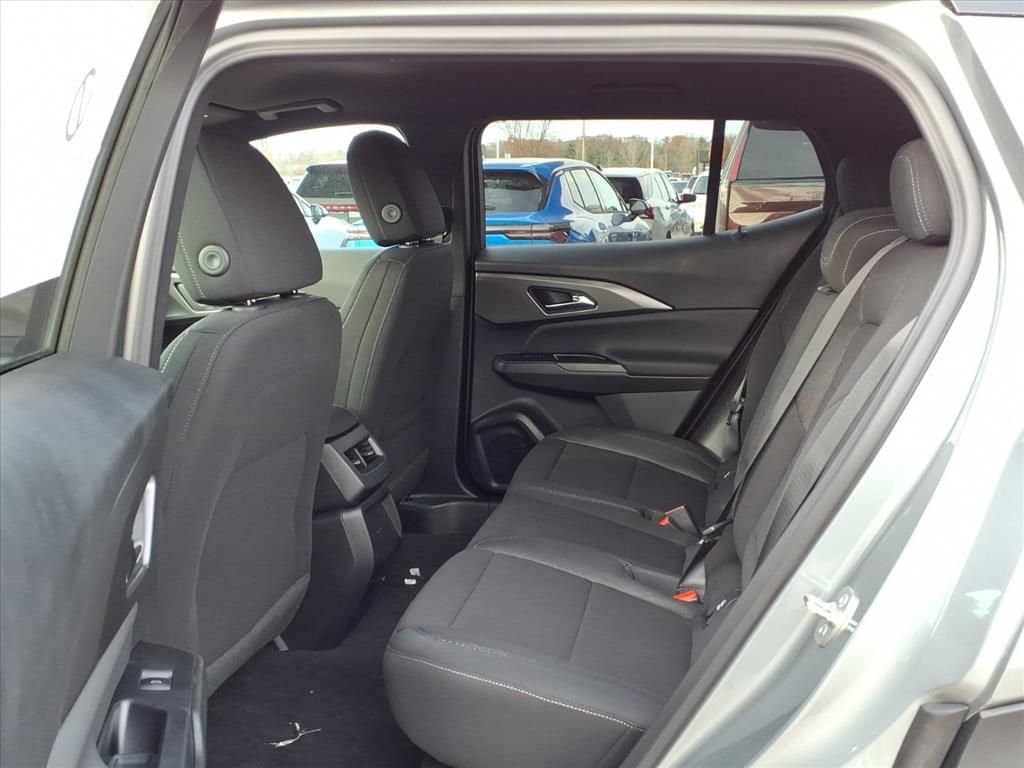 Thumbnail: 2026 Chevrolet Equinox - 9