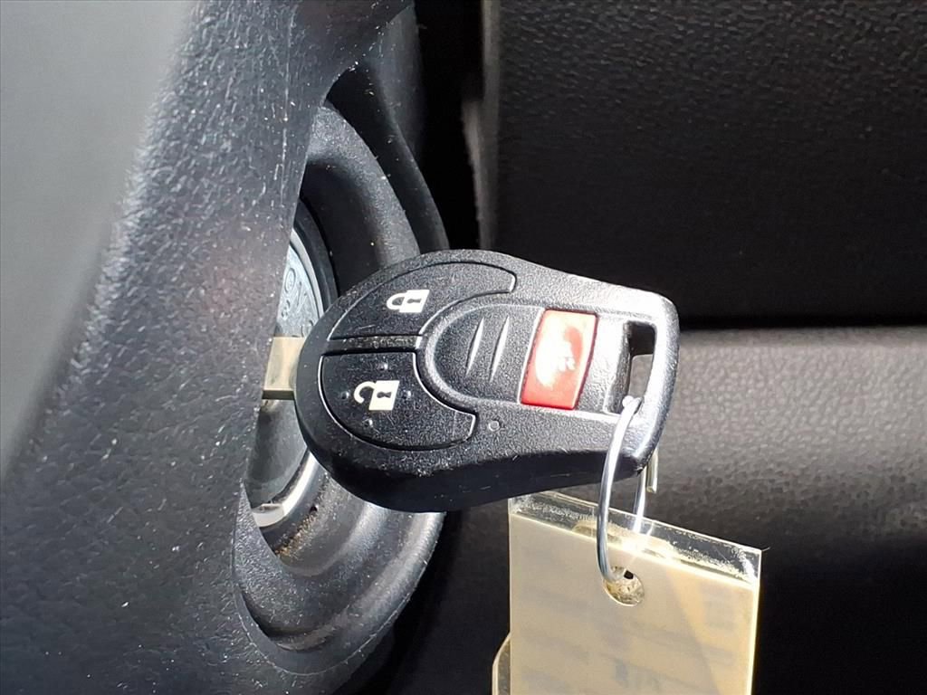 Thumbnail: 2012 Nissan Rogue - 24