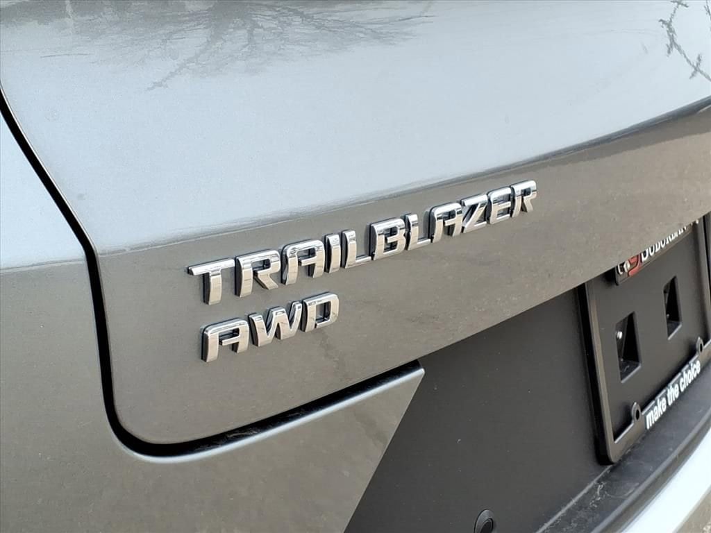 Thumbnail: 2026 Chevrolet TrailBlazer - 8