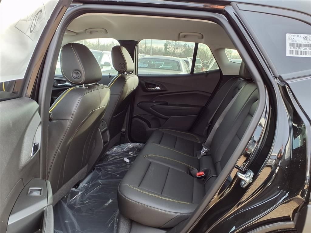 Thumbnail: 2026 Chevrolet Trax - 9