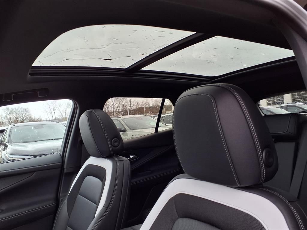 Thumbnail: 2026 Chevrolet Blazer EV - 15