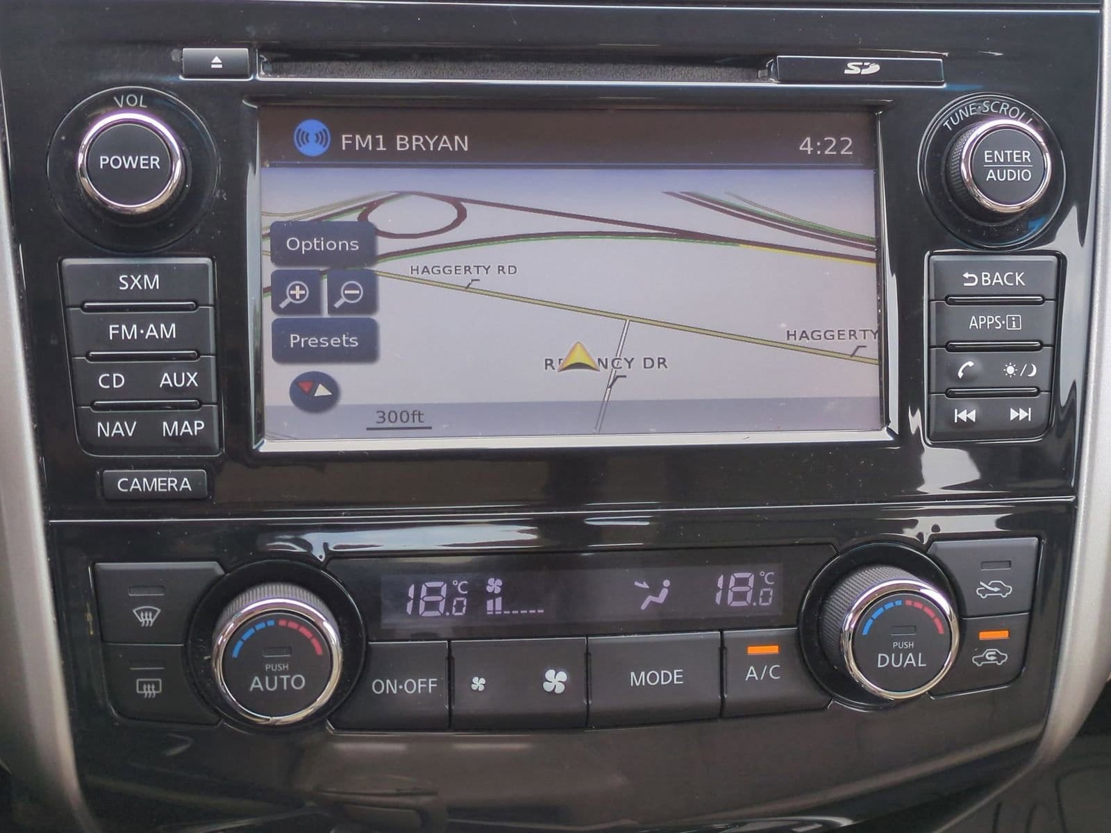 Thumbnail: 2015 Nissan Altima - 29