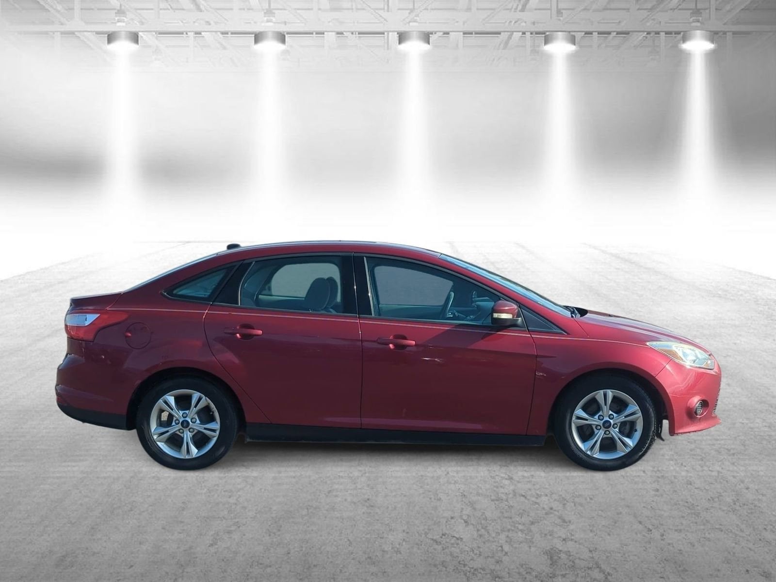 Thumbnail: 2013 Ford Focus - 9