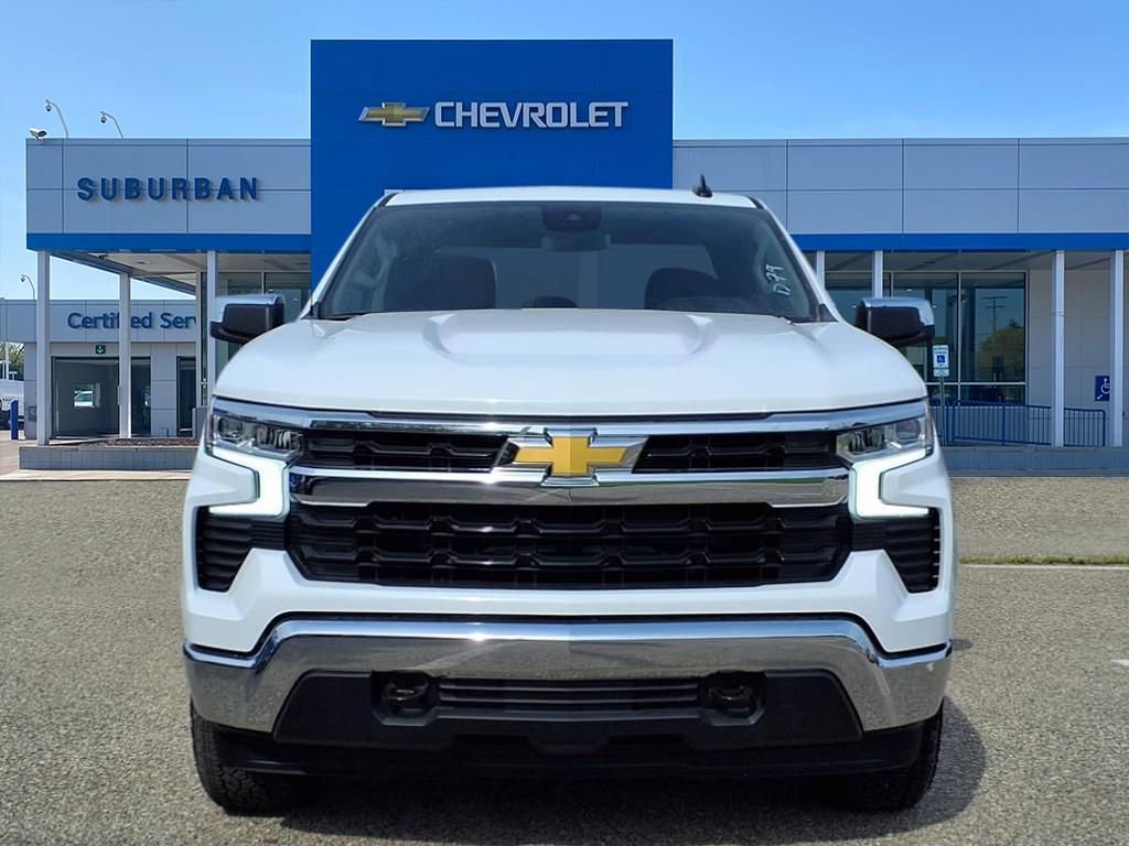 2026 Chevrolet Silverado 1500 LT photo 2