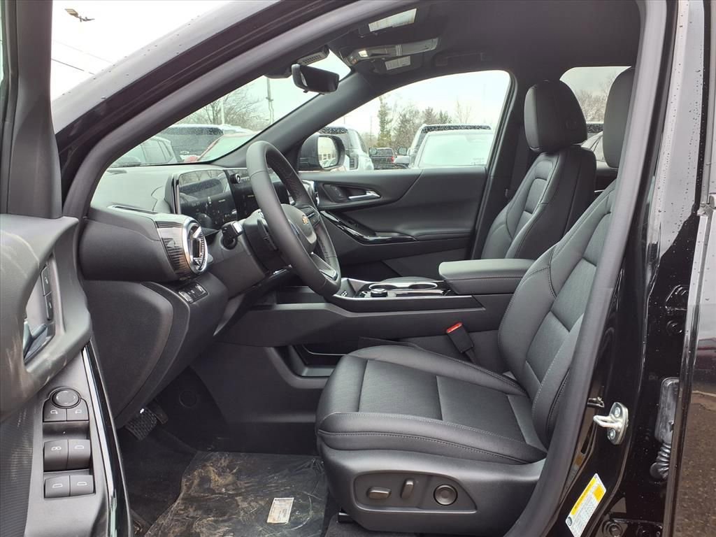 Thumbnail: 2026 Chevrolet Equinox - 13