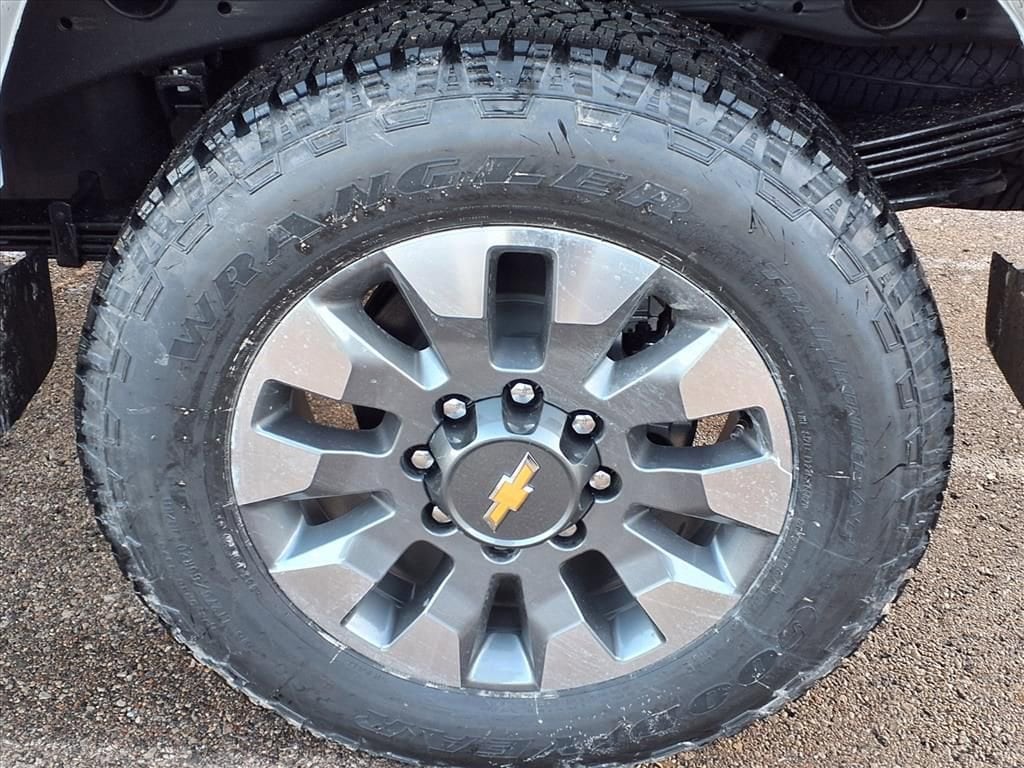 Thumbnail: 2026 Chevrolet Silverado 2500 - 7