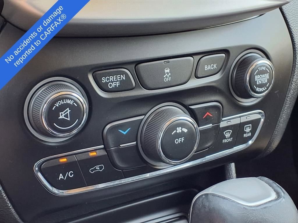 Thumbnail: 2014 Jeep Cherokee - 27